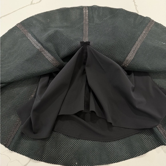 Alice + Olivia perforated lamb leather black skirt - Picture 9 of 11